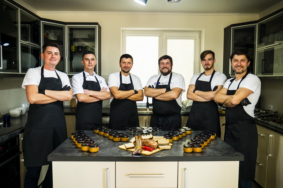 Чоловіки з перцем!